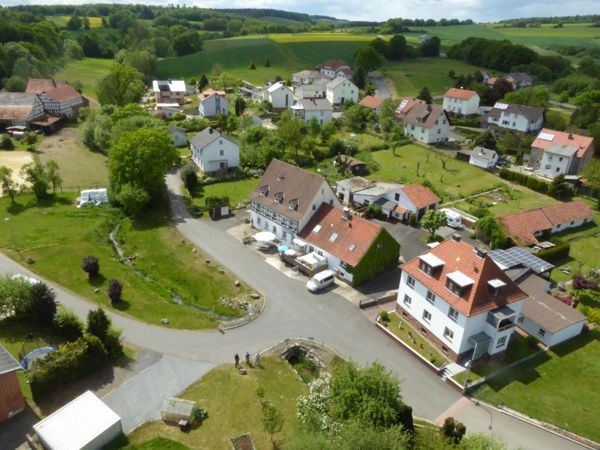 Ferienwohnung An Der Schlier Neuental Екстер'єр фото